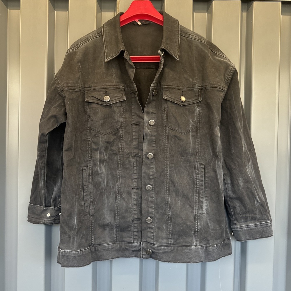 Free People Trucker Jean Jacket Women's MBlack Denim Rumors Classic Staple